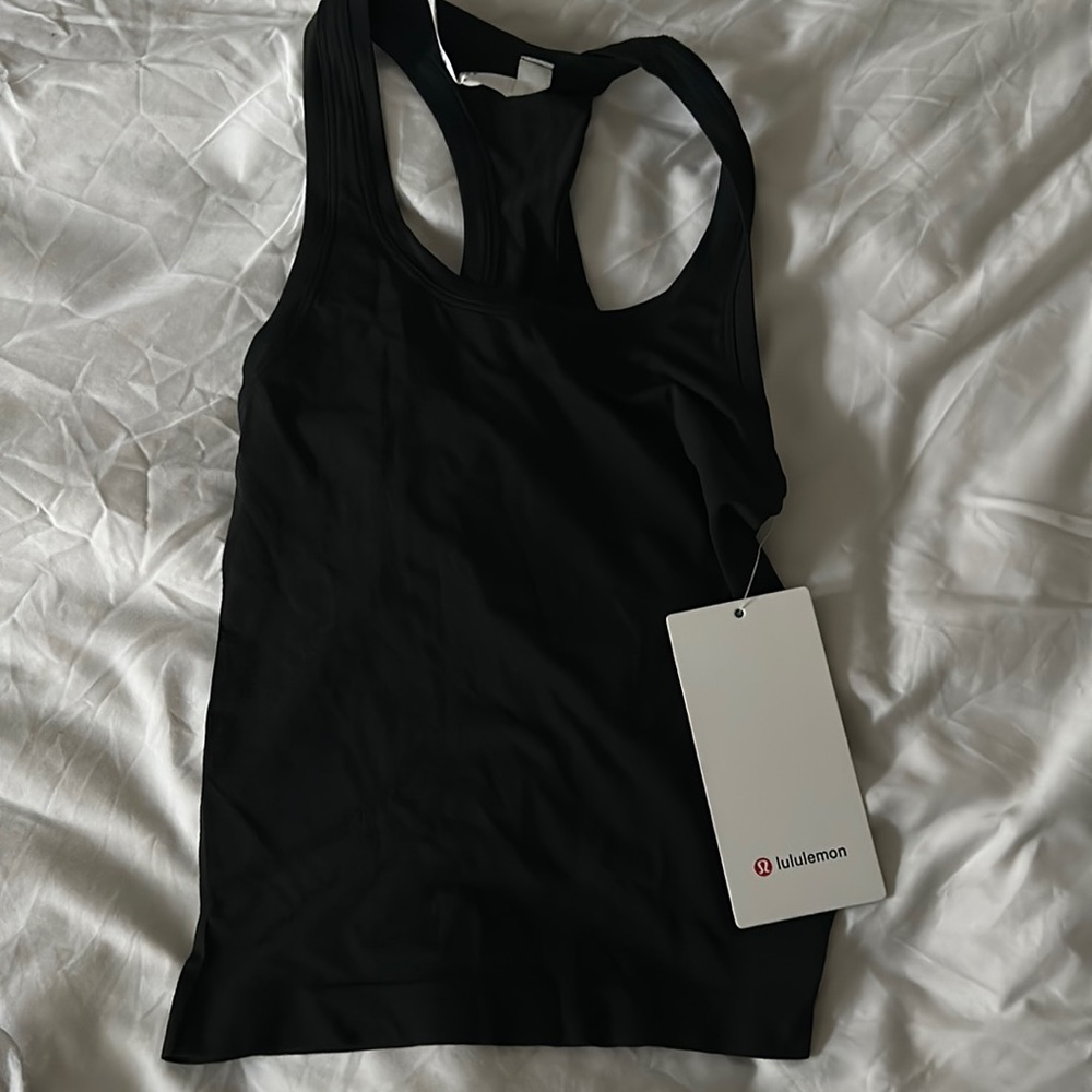 Lululemon women’s Swiftly Tech RN Tank 2.0 Race, size 0, color BLK/BLK